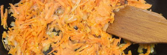 плов с говядиной и помидорами