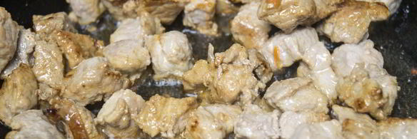 плов с говядиной и помидорами