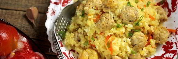 плов с куриными фрикадельками