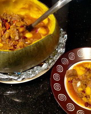 Пикантное рагу в тыкве
