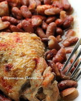 Рагу из курицы с фасолью и запеченным чесноком