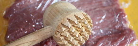 рулет из говядины с рагу из кабачков