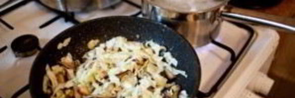 рисовая лапша с грибами