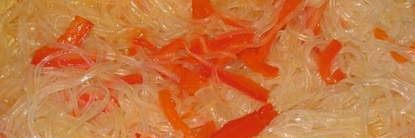 рисовая лапша с овощами и креветками