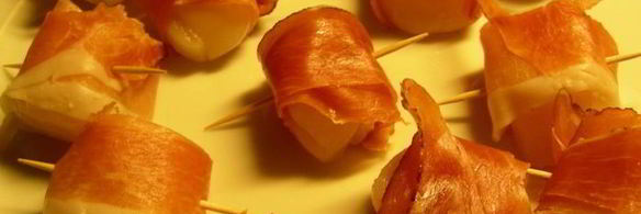 морские гребешки в беконе