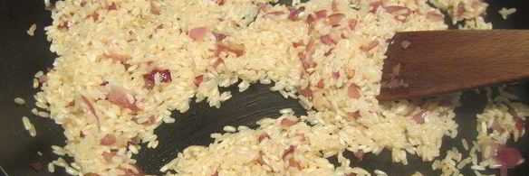 ризотто с креветками и ароматными травами