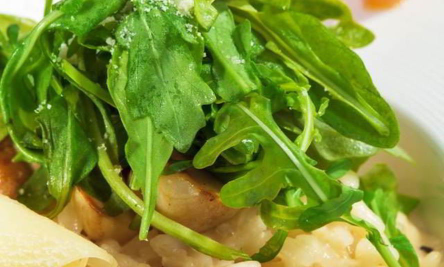 Рецепт ризотто с рукколой и козьим сыром