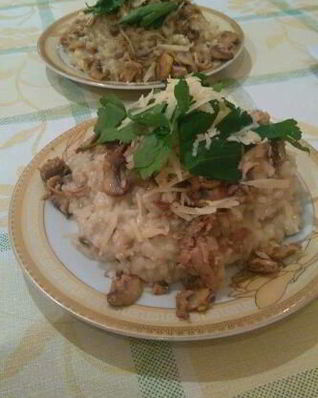 Ризотто с тунцом и шампиньонами