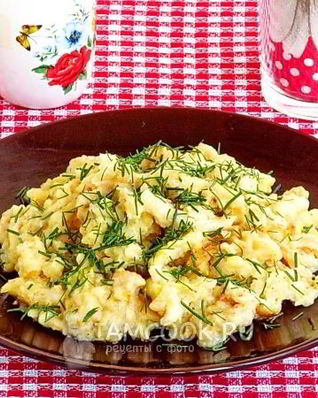 Кальмары, тушенные в молоке