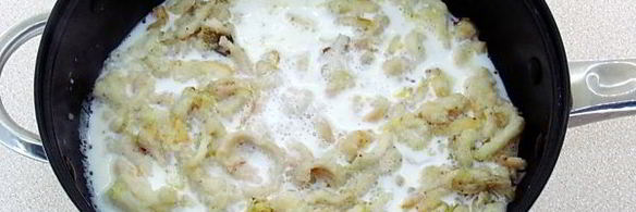 кальмары, тушенные в молоке