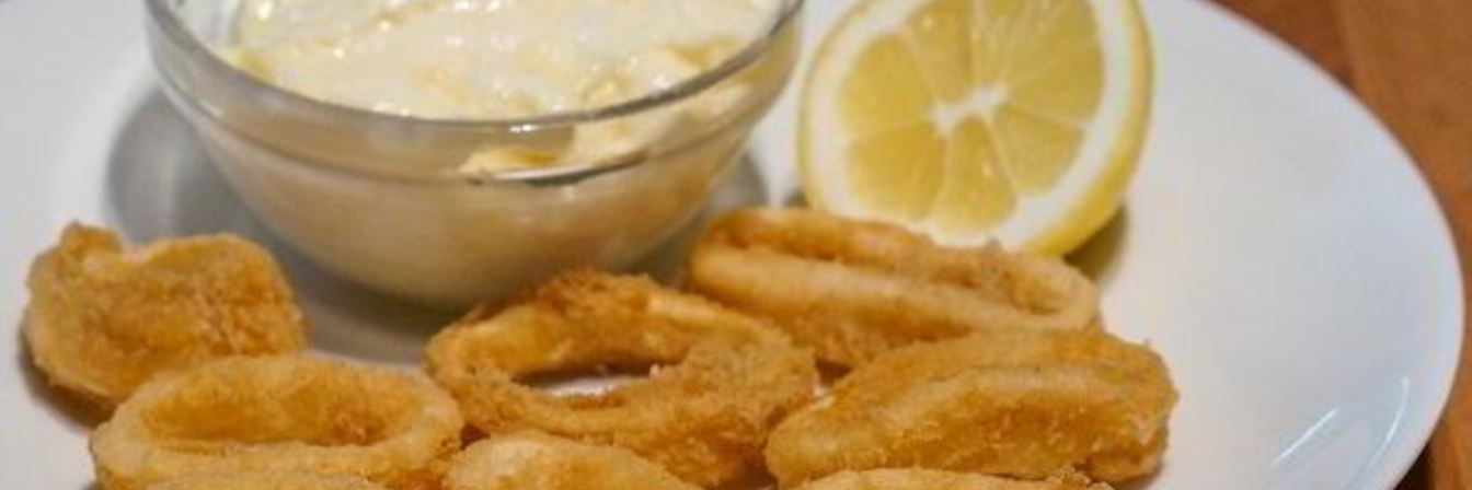 Кальмары в кляре на сковороде