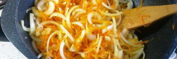 кальмары, запеченные с картофелем под сырной корочкой