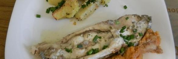 лещ с запеченым картофелем