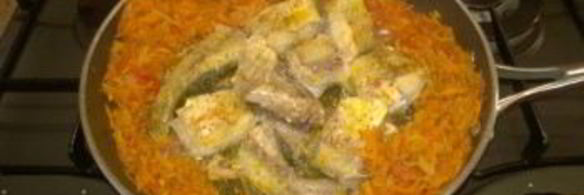 минтай с морковью