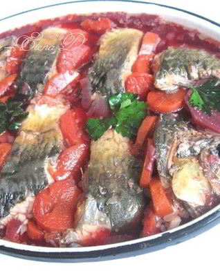 Нежный карп в овощном желе