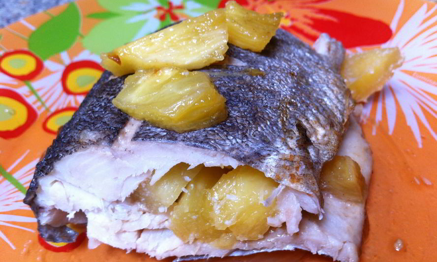 Рецепт рыбы, запеченной с ананасом