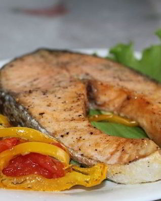 Семга с овощами в мультиварке