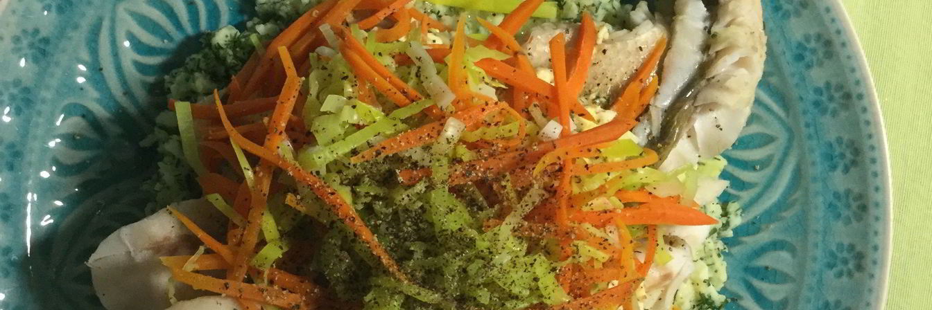 Судак с яичным соусом