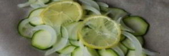 запеченная семга с цуккини и луком