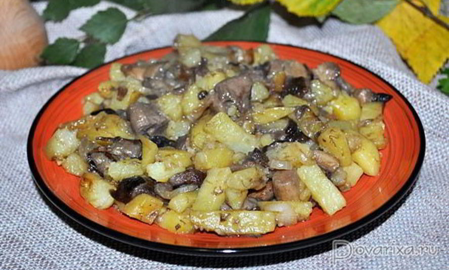 Рецепт жареных лесных грибов с картофелем