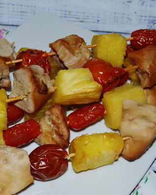 Куриный шашлык с ананасом