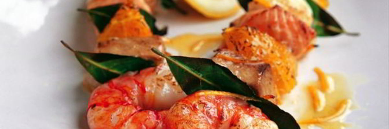 Рыбные шашлыки с креветками