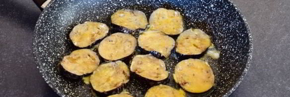 шашлык из баклажана в кляре с сыром