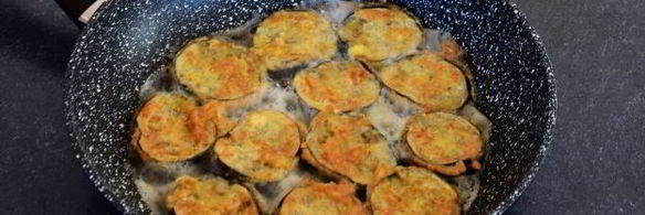 шашлык из баклажана в кляре с сыром