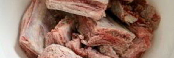 шашлык из бараньих ребрышек