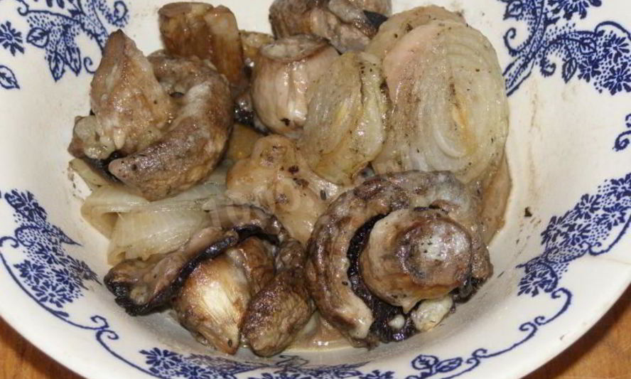 Рецепт шашлыка из грибов шампиньоны на шампурах на мангале