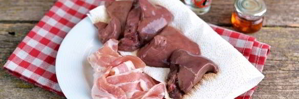 шашлык из индюшиной печени в беконе на сковороде-гриль