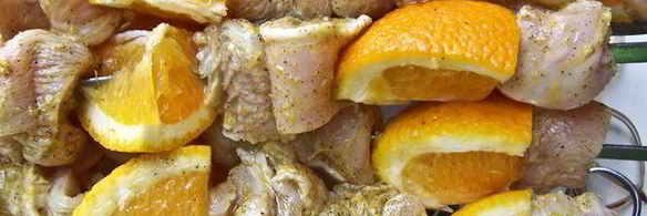 шашлык из куриного филе с апельсинами