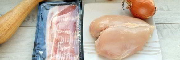 шашлык из куриной грудки в беконе