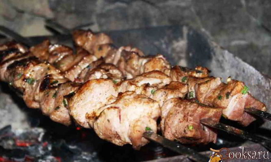 Рецепт сочного шашлыка из свиной шеи