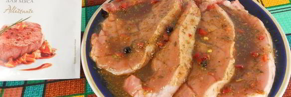 острые свиные стейки с мандариново-медовым соусом