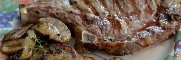 рибай стейк с грибами и луком