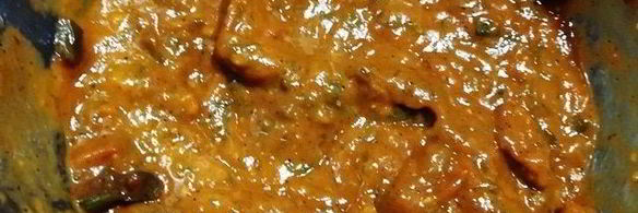 стейк из говядины с лапшой из кабачка