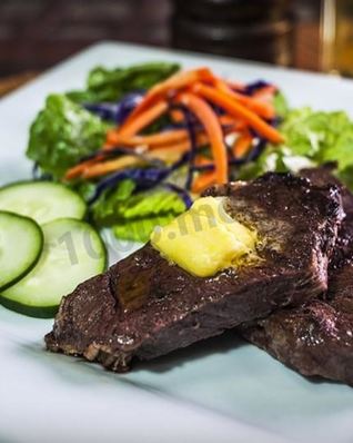 Стейк из говядины в духовке