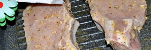 стейк с брюссельской капустой и сельдереем