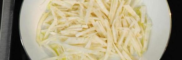 стейк с черным трюфелем, фуа-гра и томленым корнем сельдерея