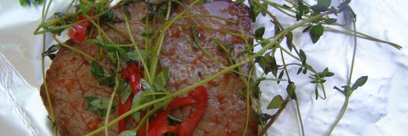 стейк с кровью из говядины