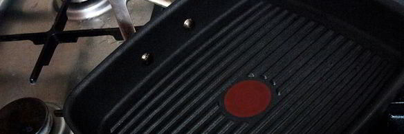 стейк со спаржей