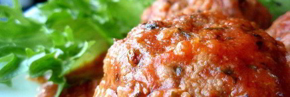 говяжьи тефтели с фасолью и моцареллой