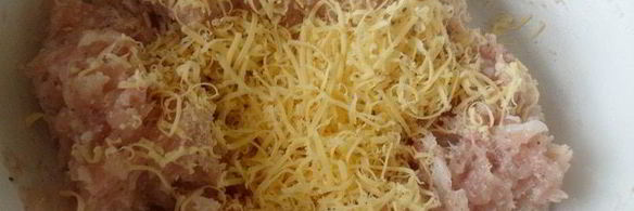 куриные тефтели с базиликом и томатным соусом