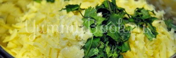 куриные тефтельки под сырным соусом