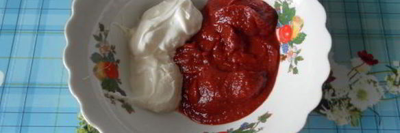 мясные тефтели с рисом и овощами в томатном соусе