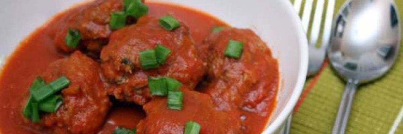 Мясные тефтели в томатном соусе