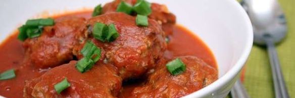 мясные тефтели в томатном соусе