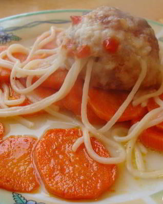 Осьминожки из тефтелек и спагетти