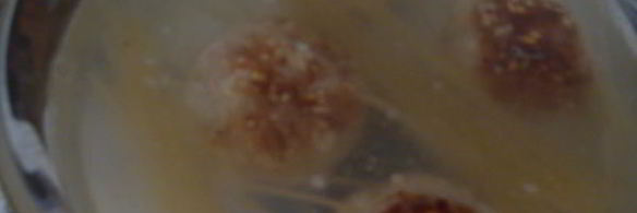 осьминожки из тефтелек и спагетти